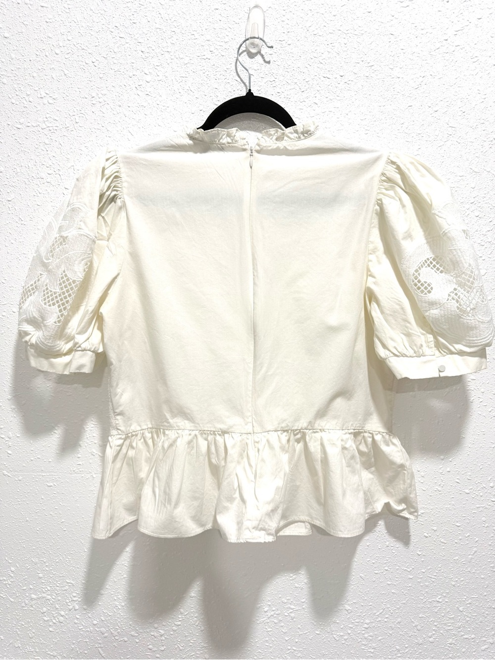 Express Cream Lace Peplum Puff-Sleeve Blouse L - Picture 9 of 13